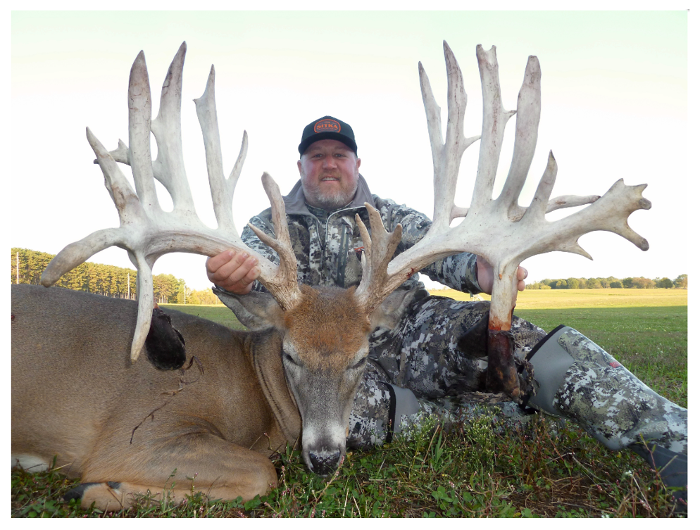 Wilderness Whitetail hunter